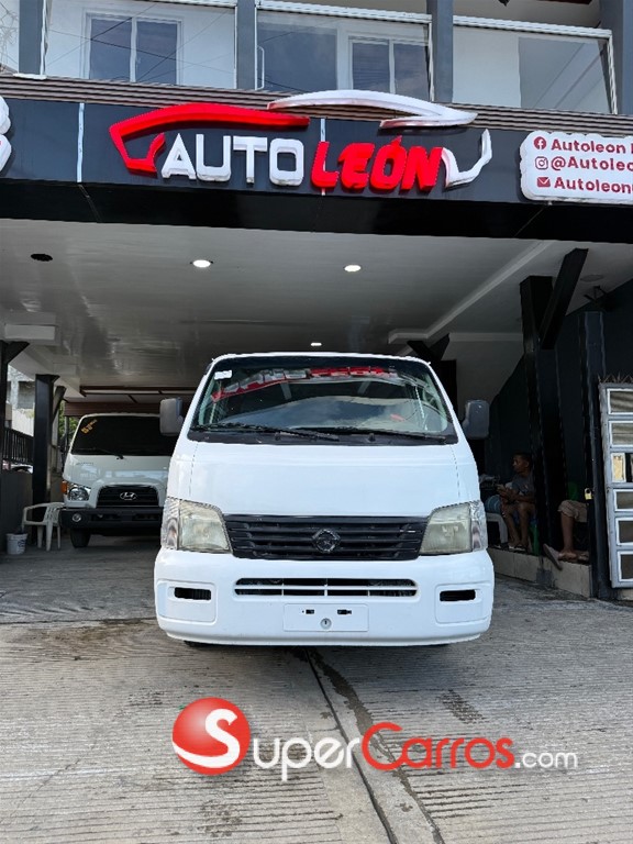 2006 Nissan Urvan