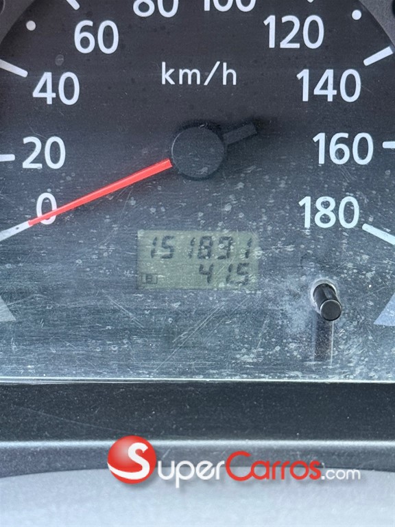 2006 Nissan Urvan — foto 6 / 11
