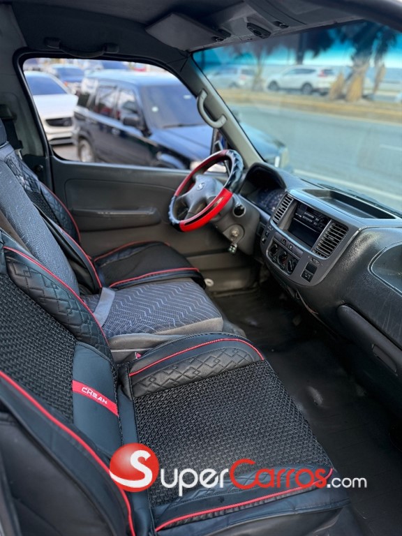 2006 Nissan Urvan — foto 10 / 11