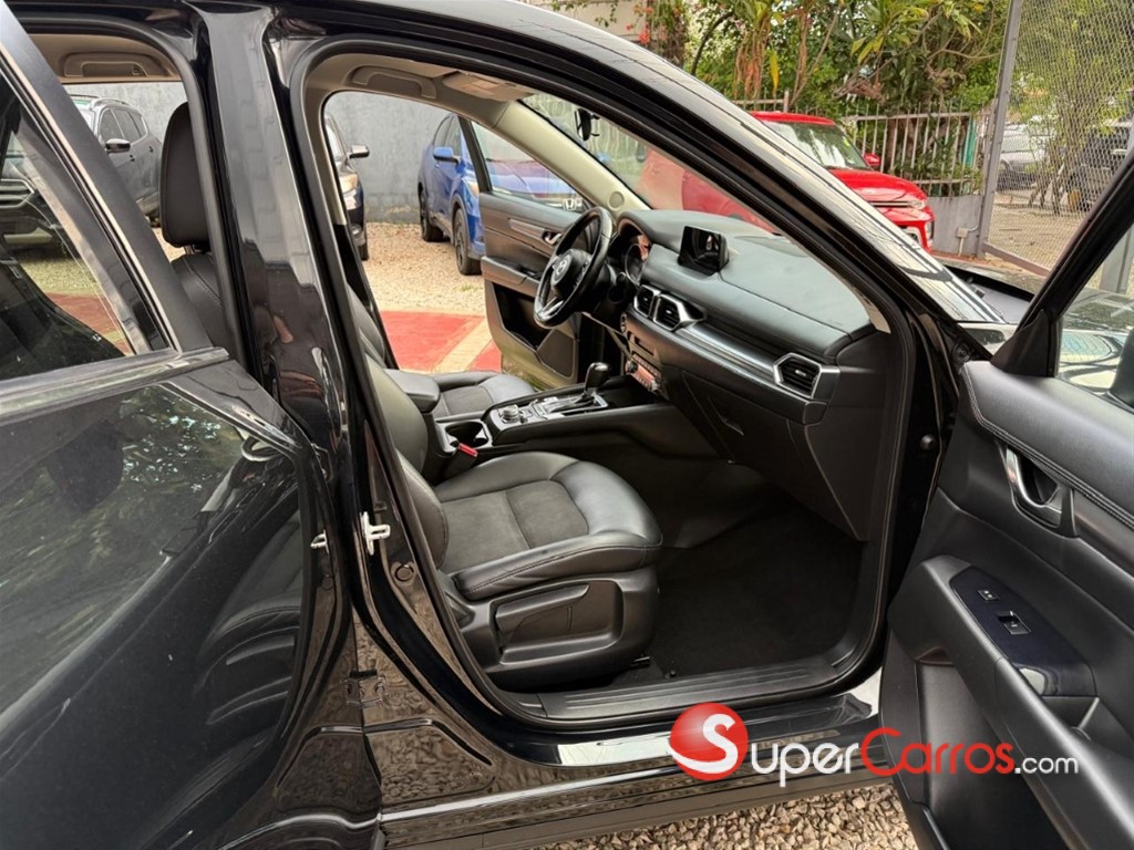 2020 Mazda CX-5 Touring — foto 7 / 10