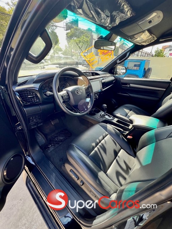 2022 Toyota Hilux Revo Adventure — foto 5 / 10