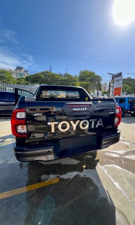 2022 Toyota Hilux Revo Adventure — foto 8 / 10