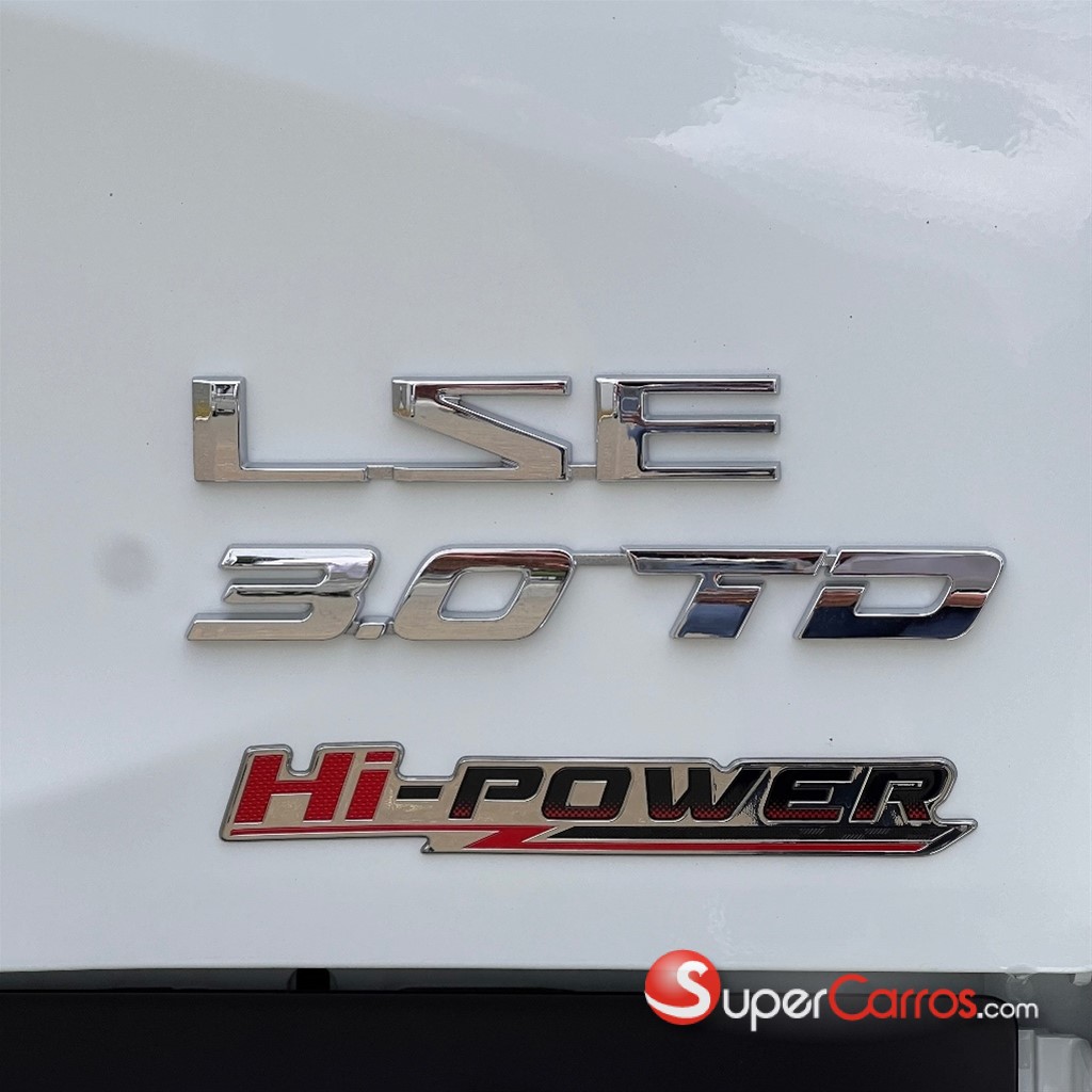 2027 Isuzu DMAX LSE — foto 6 / 12