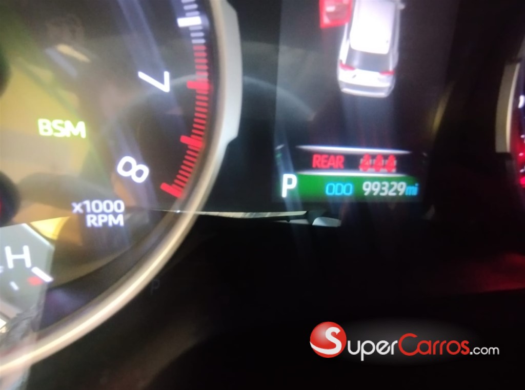 2019 Toyota RAV4 XLE — foto 7 / 12