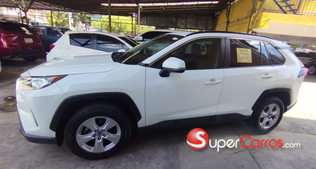 2019 Toyota RAV4 XLE — foto 12 / 12