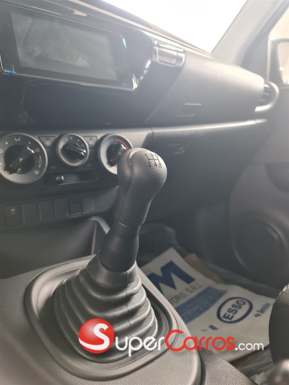 2025 Toyota Hilux — foto 7 / 9