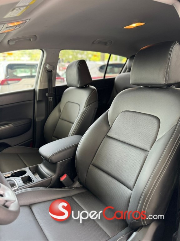 2021 Kia Sportage — foto 8 / 9