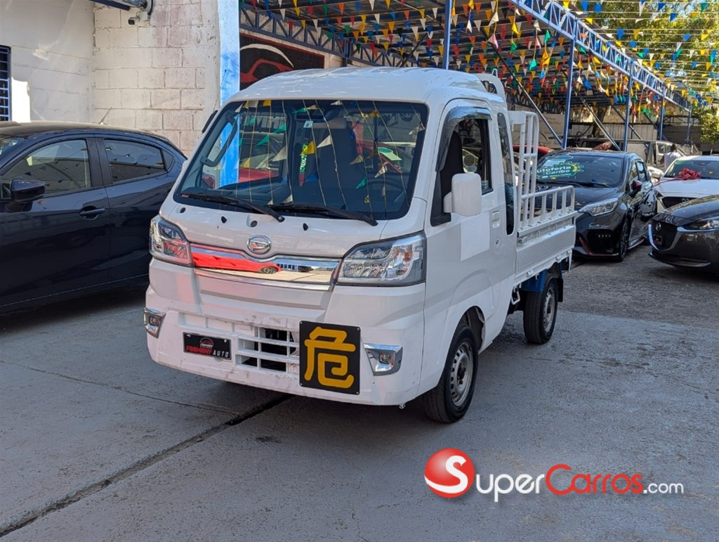 2021 Daihatsu Hijet Minivan — foto 2 / 12