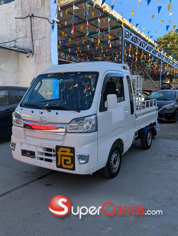 2021 Daihatsu Hijet Minivan — foto 6 / 12