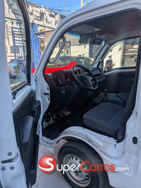 2021 Daihatsu Hijet Minivan — foto 8 / 12