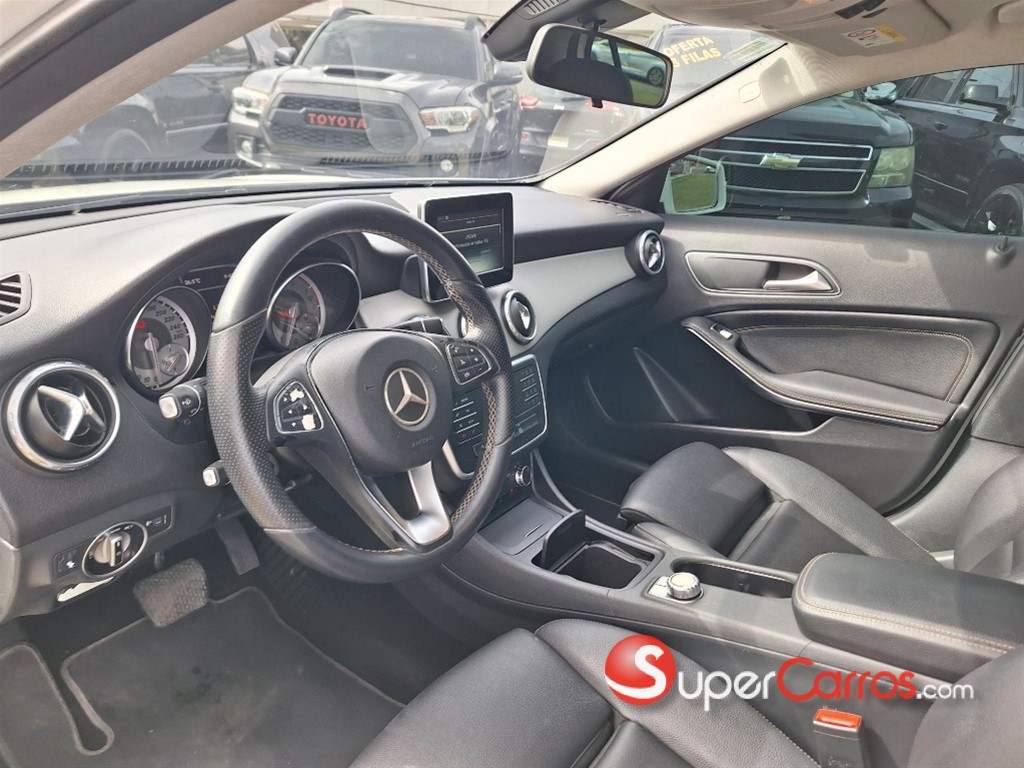 2016 Mercedes-Benz Clase GLA 180 — foto 6 / 9