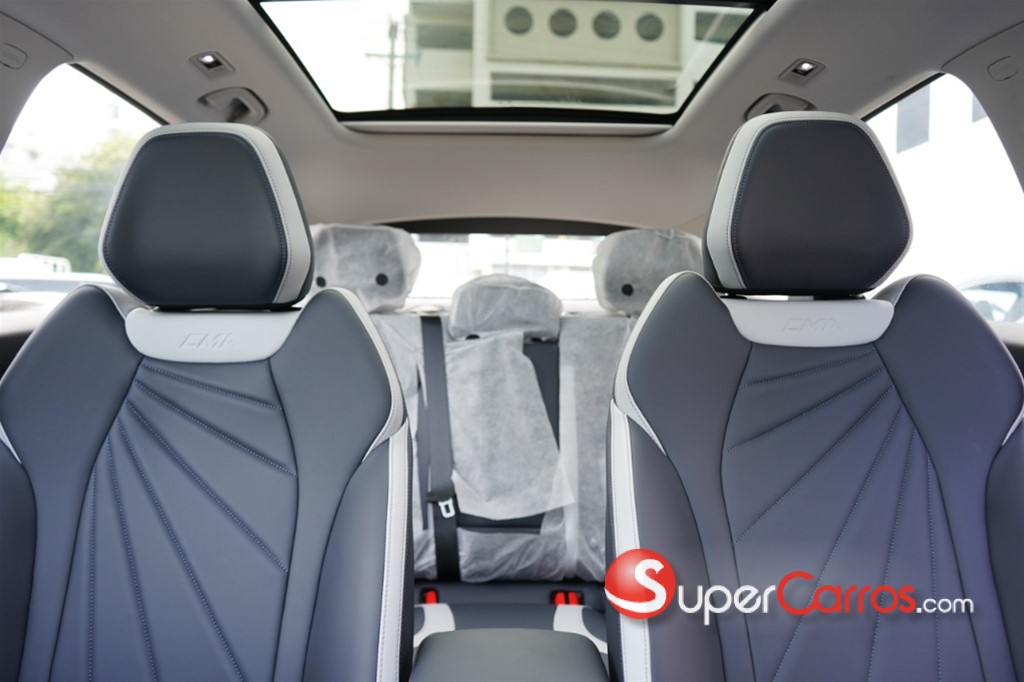 2027 Geely Starray GK — foto 9 / 12