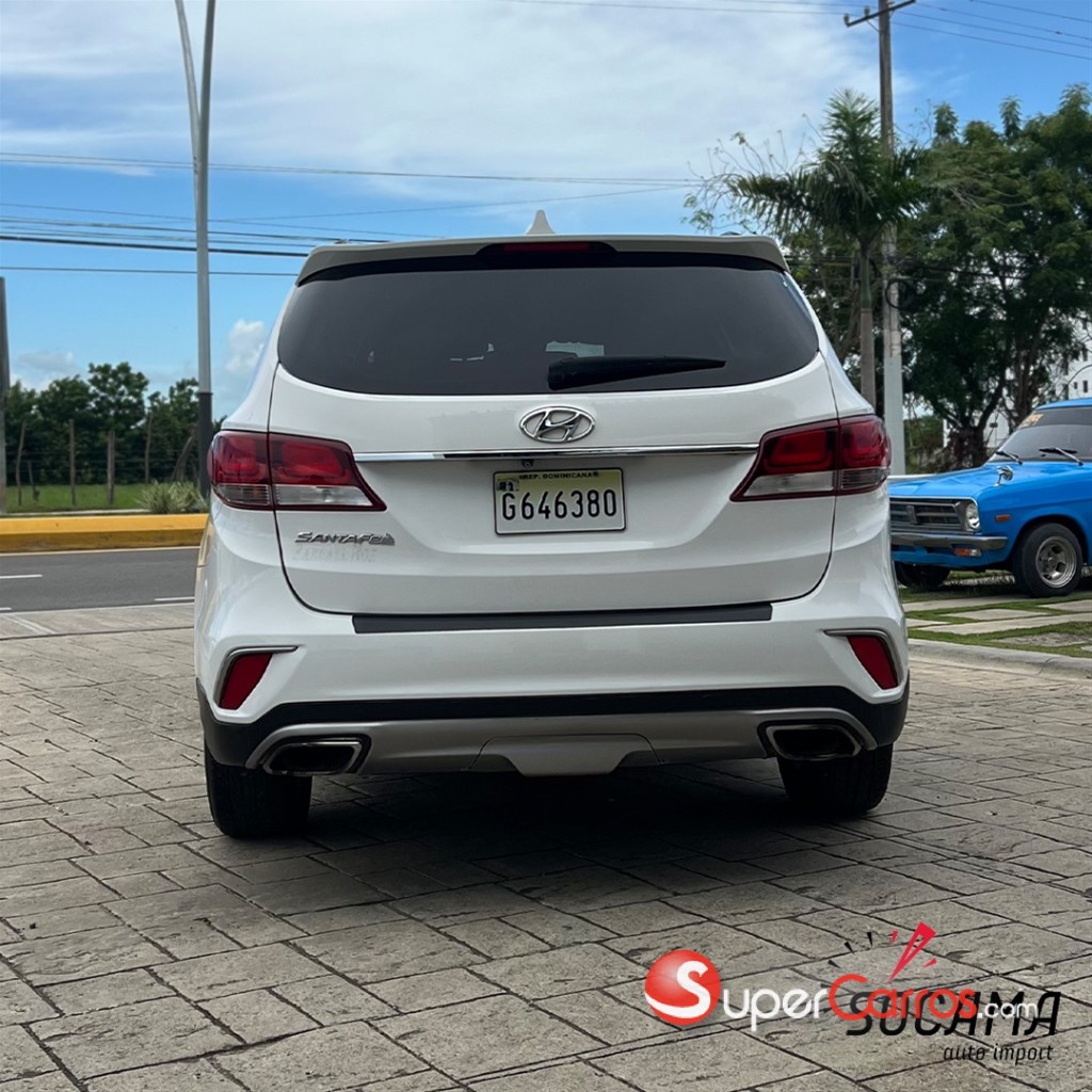 2017 Hyundai Santa Fe SE — foto 5 / 10