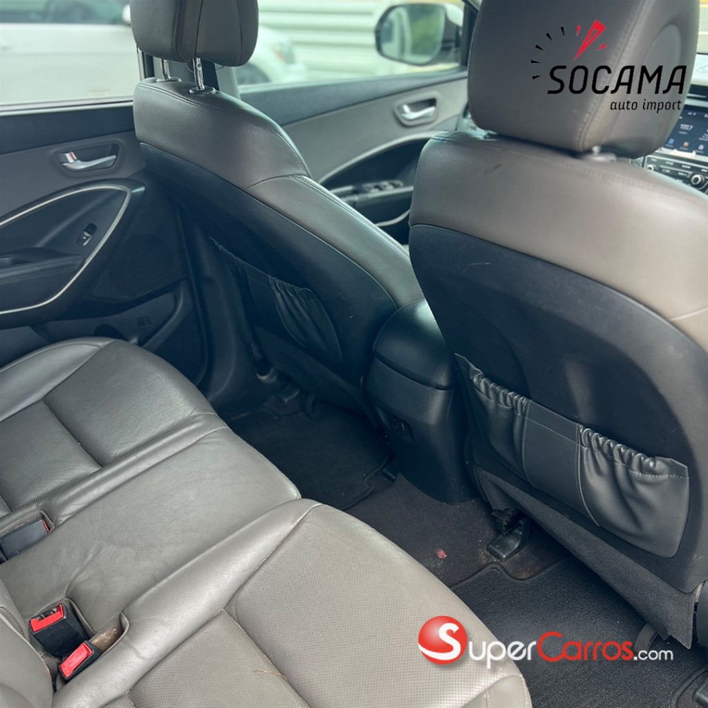 2017 Hyundai Santa Fe SE — foto 7 / 10