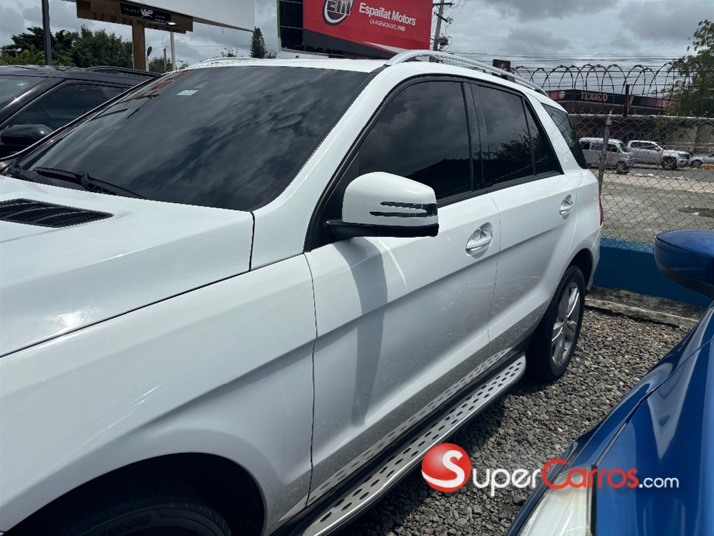 2015 Mercedes-Benz Clase ML 350 4 Matic — foto 5 / 11