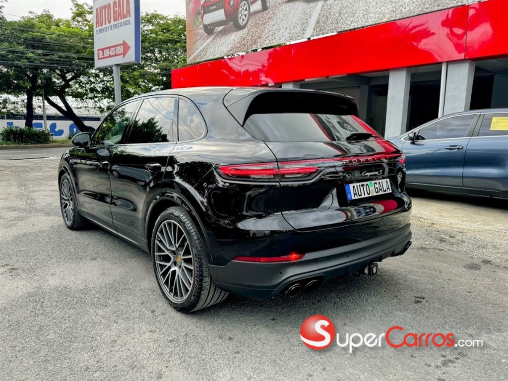 2019 Porsche Cayenne S — foto 11 / 12