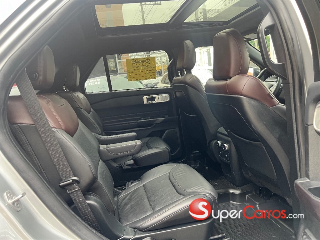 2020 Ford Explorer Platinum — foto 12 / 12