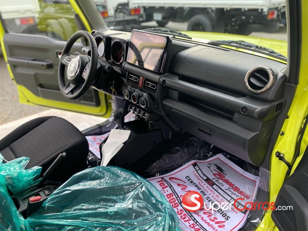 2027 Suzuki Jimny GLX — foto 7 / 9