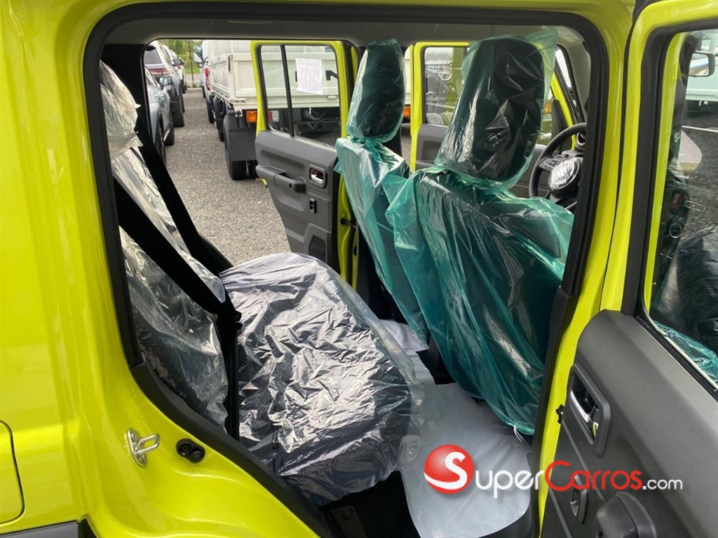 2027 Suzuki Jimny GLX — foto 8 / 9