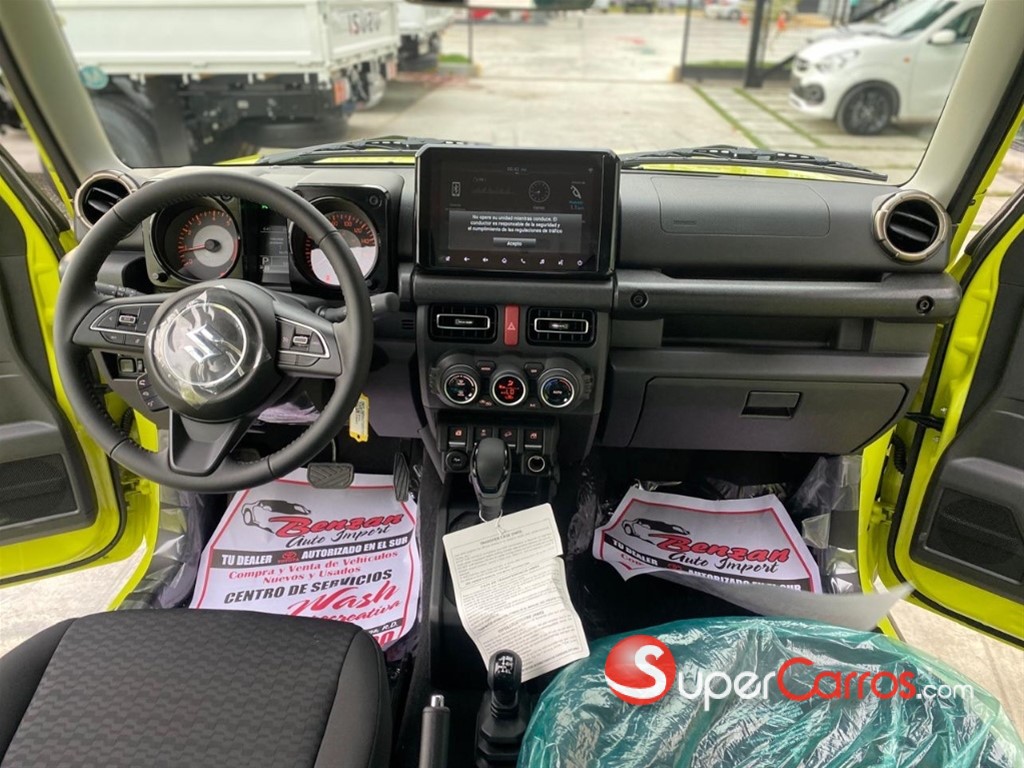 2027 Suzuki Jimny GLX — foto 9 / 9