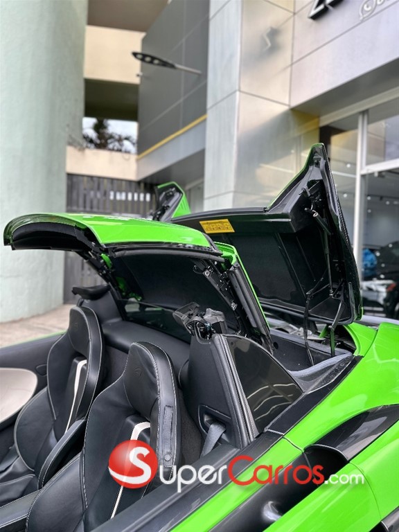 2019 McLaren 570 S Coupe — foto 8 / 12