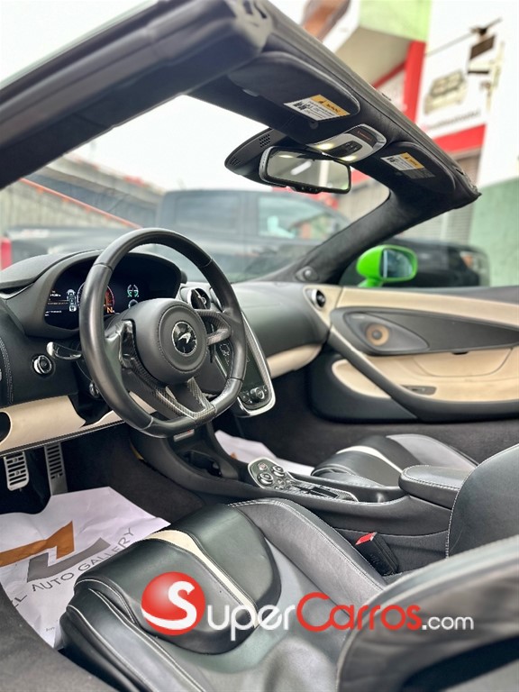 2019 McLaren 570 S Coupe — foto 9 / 12