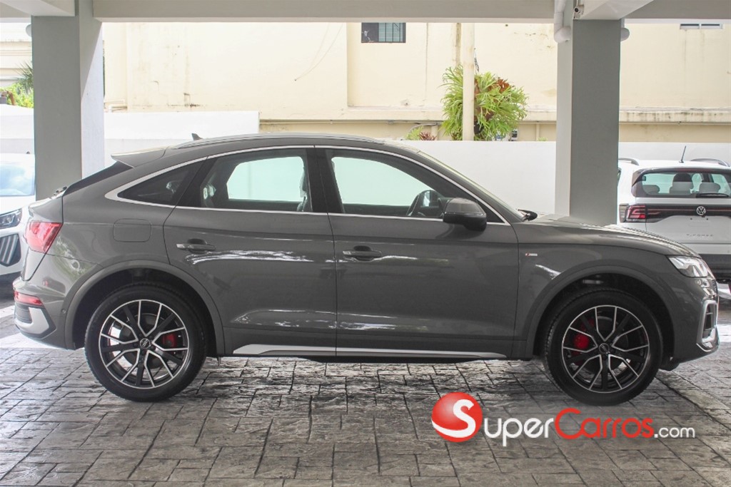 2025 Audi Q5 S-Line Sportback — foto 4 / 11