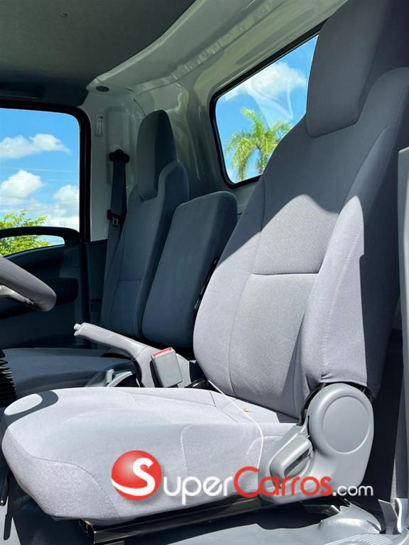 2027 Isuzu NQR 18 Pies — foto 6 / 11