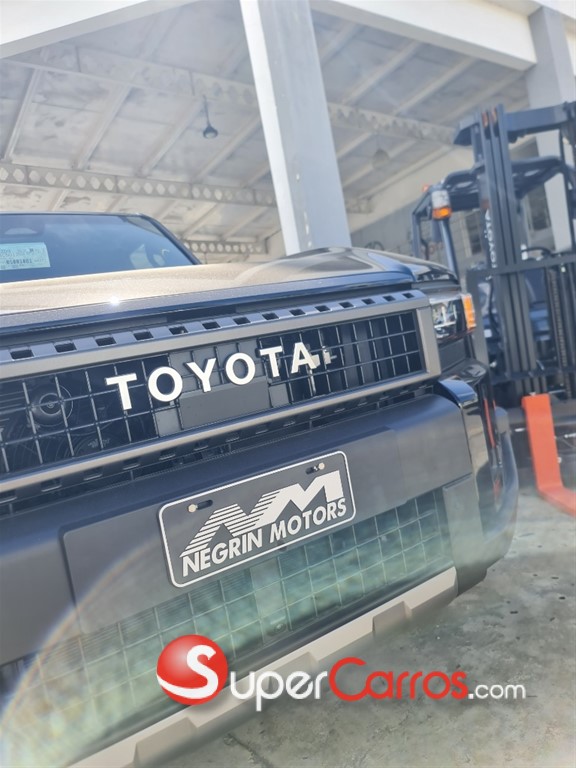 2026 Toyota Land Cruiser Prado Adventure — foto 2 / 12