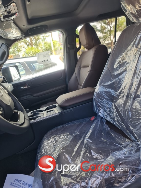 2026 Toyota Land Cruiser Prado Adventure — foto 7 / 12