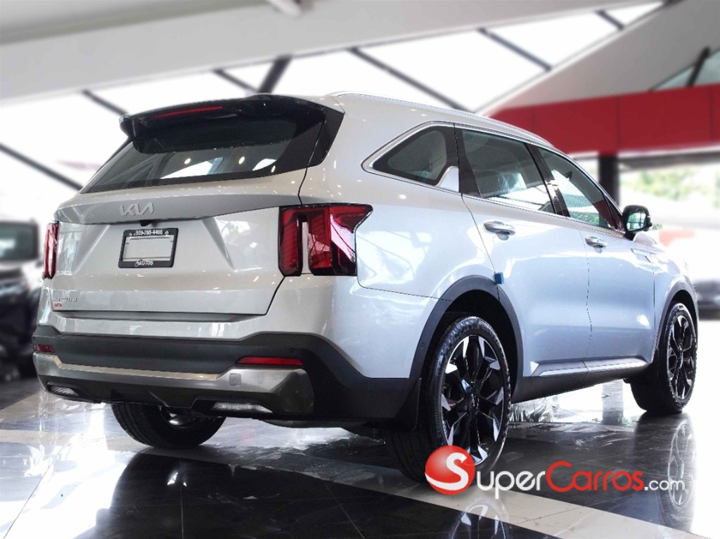 2027 Kia Sorento Luxury — foto 5 / 12