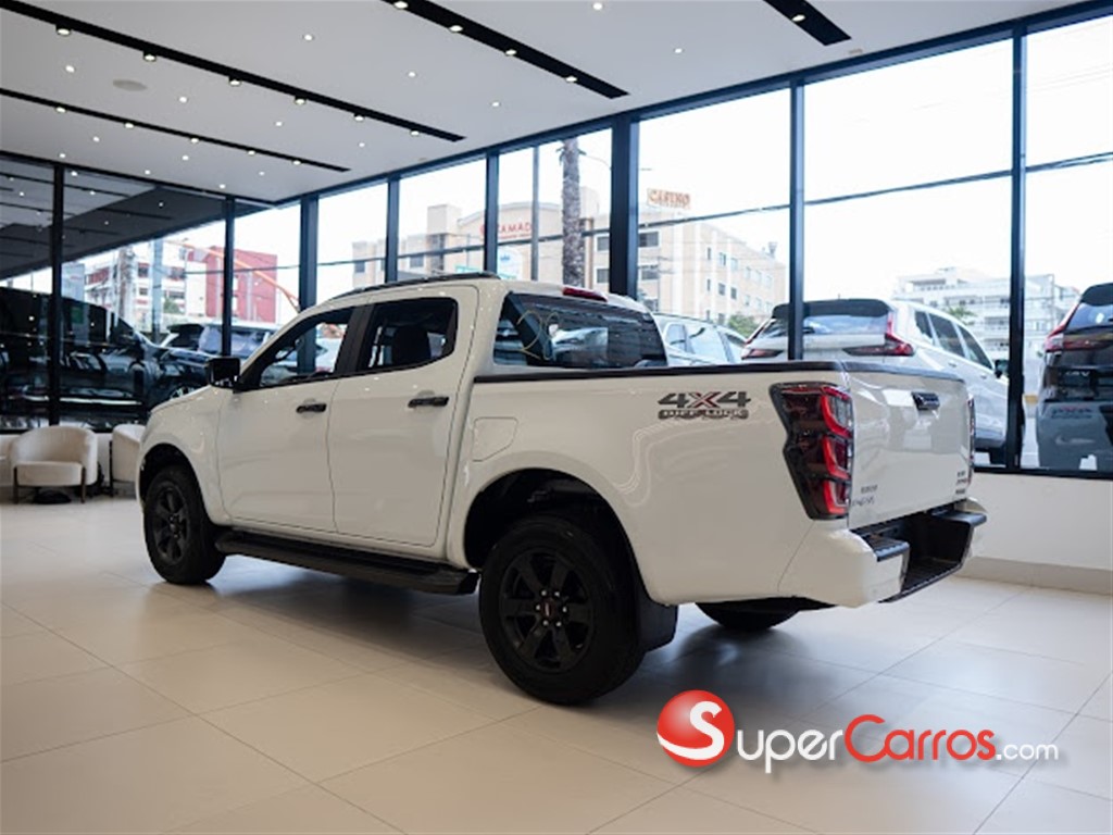 2027 Isuzu DMAX LSE — foto 6 / 12