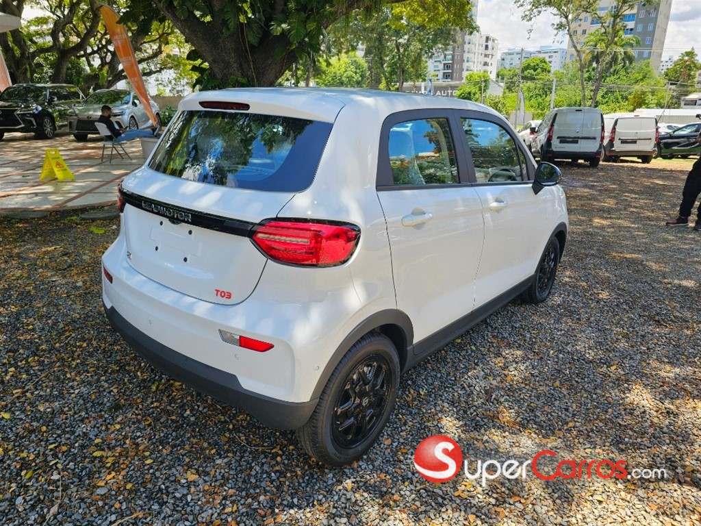 2027 Leapmotors T03 — foto 3 / 8