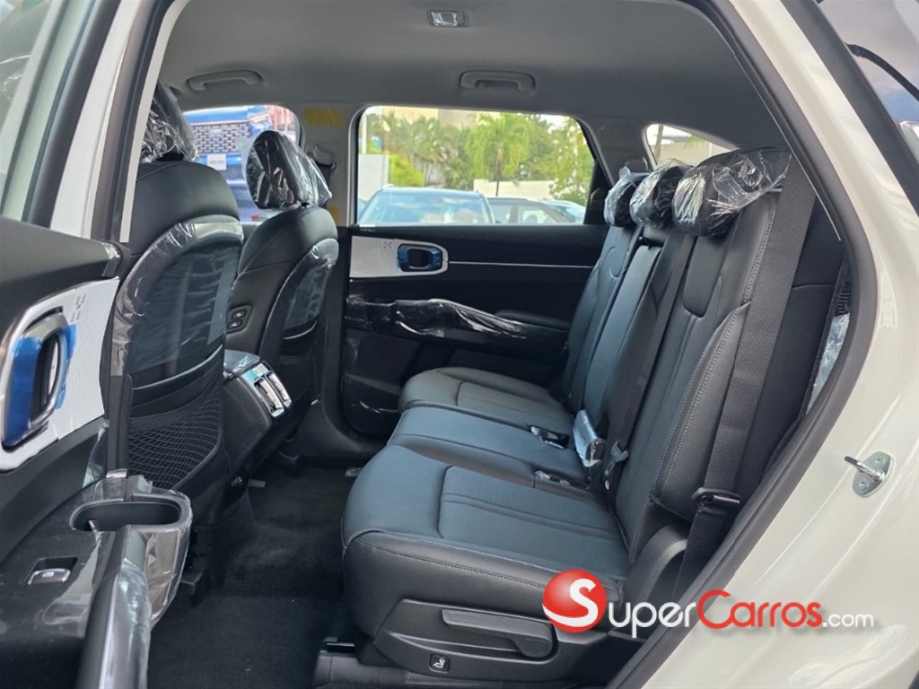 2026 Kia Sorento MQ4 Luxury — foto 9 / 12