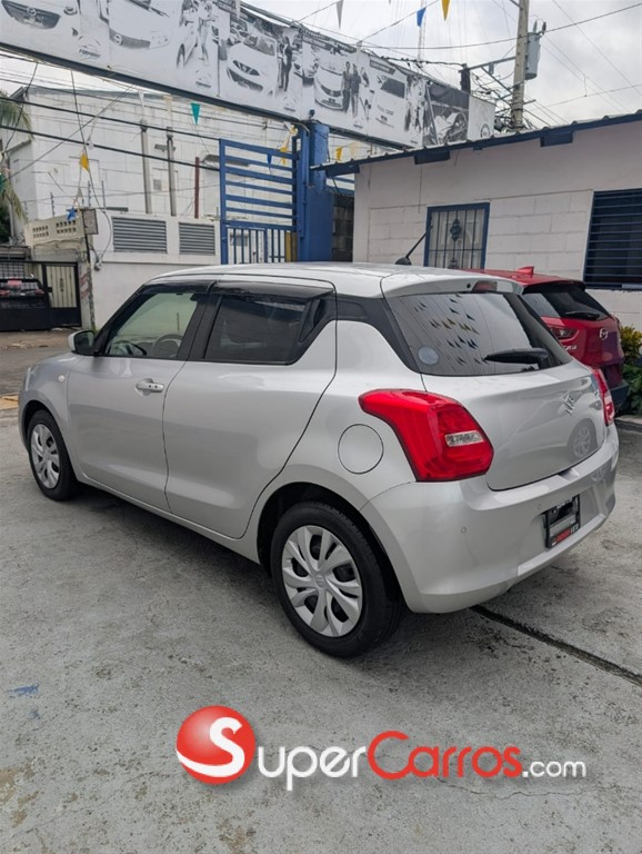 2021 Suzuki Swift — foto 4 / 11