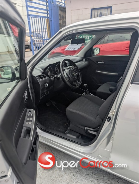 2021 Suzuki Swift — foto 10 / 11