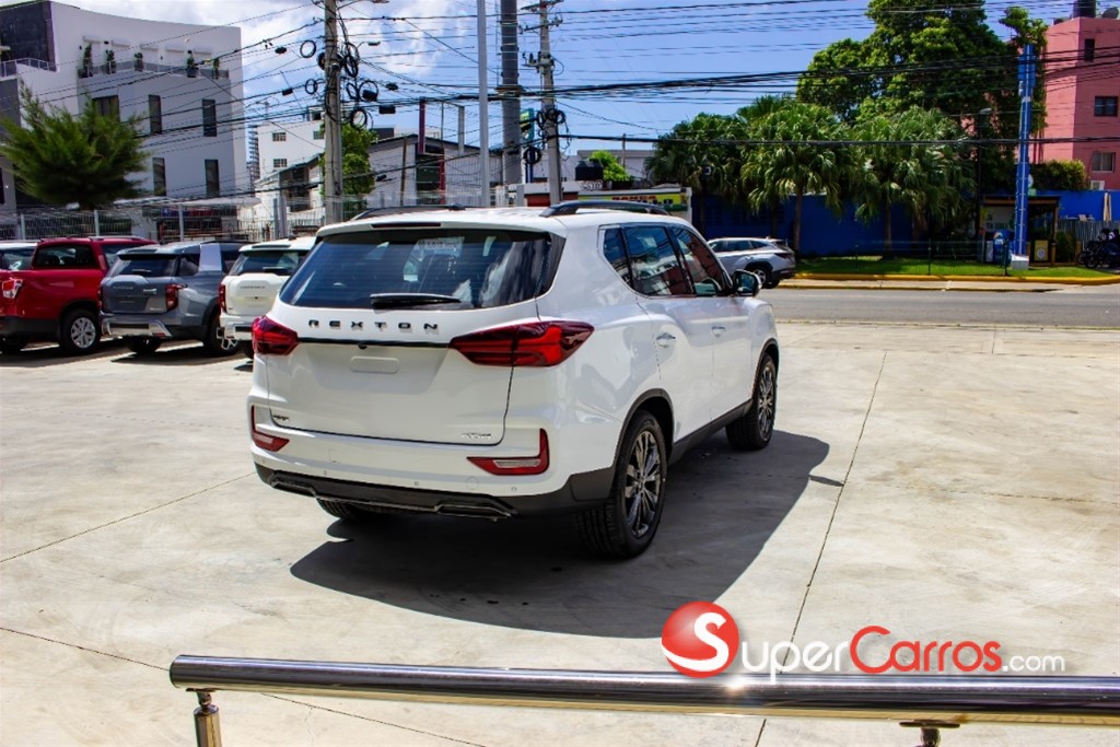 2025 KGM Rexton LIMITED — foto 3 / 12