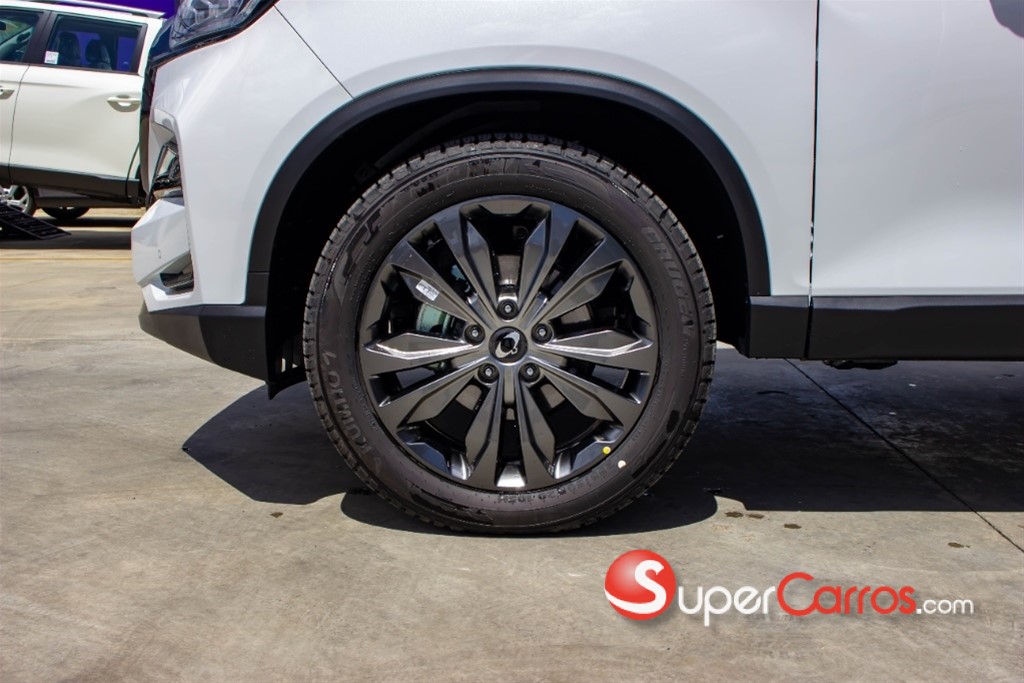2025 KGM Rexton LIMITED — foto 6 / 12