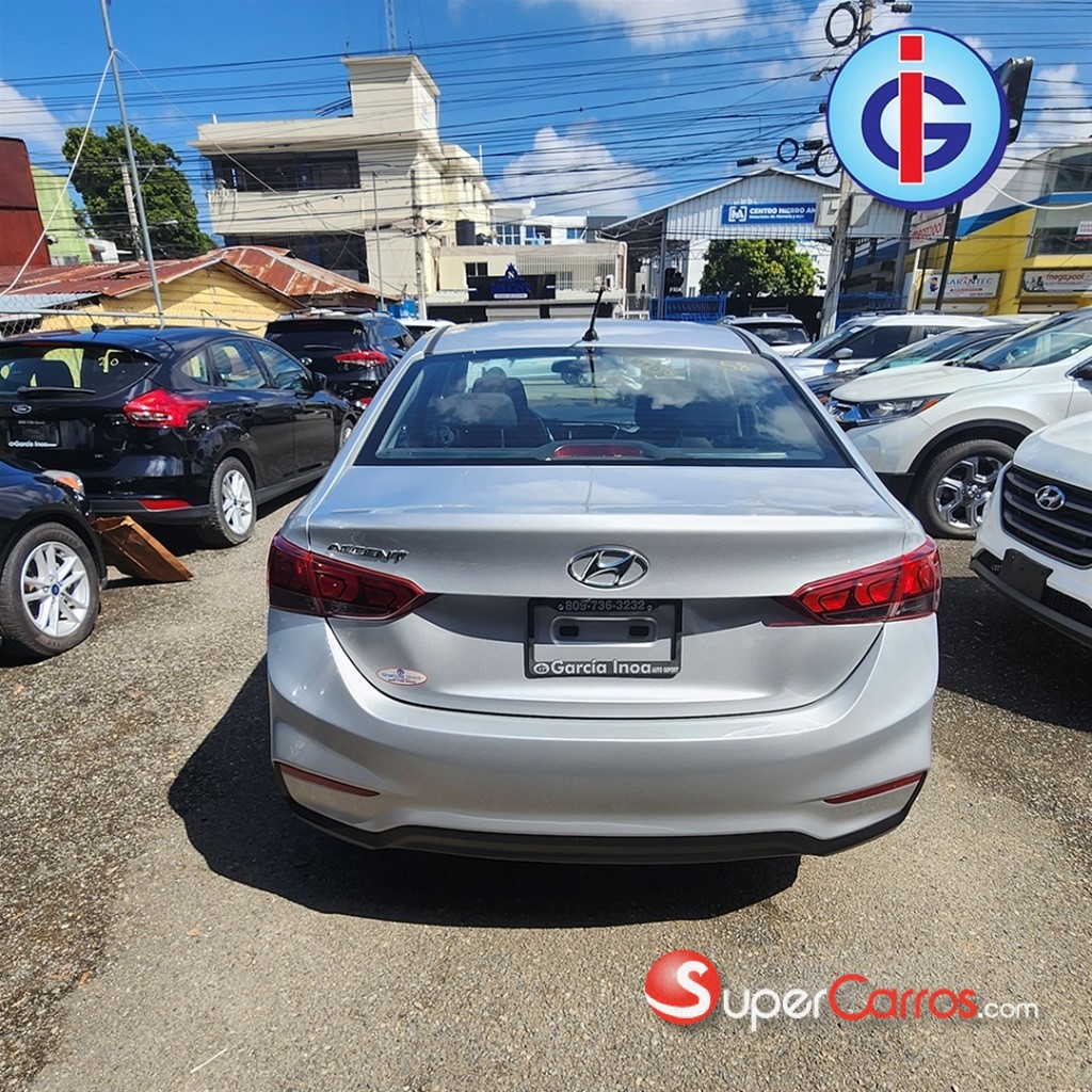 2019 Hyundai Accent SE — foto 5 / 12