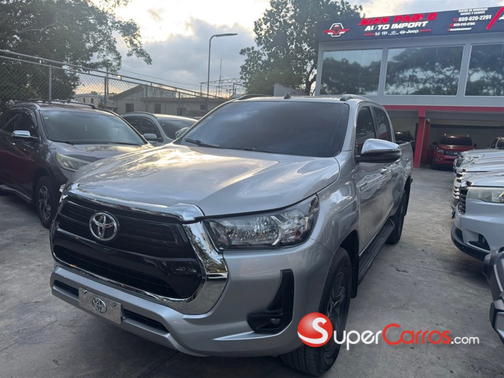 2022 Toyota Hilux 2.4