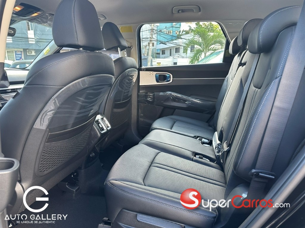 2027 Kia Sorento MQ4 Luxury — foto 6 / 10