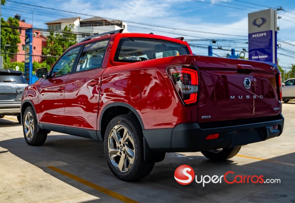2025 KGM Musso LIMITED — foto 6 / 11