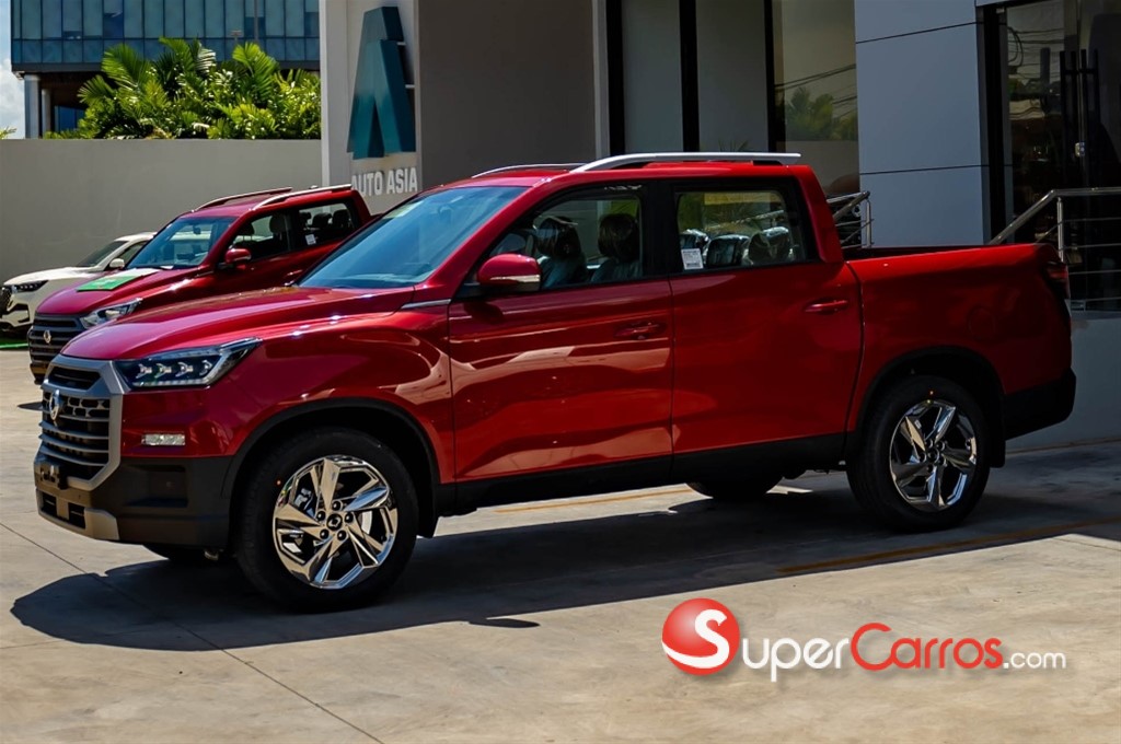 2025 KGM Musso LIMITED — foto 7 / 11