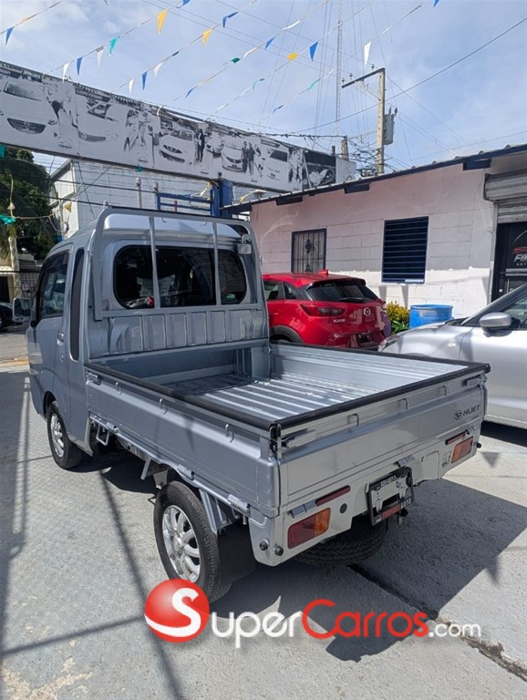 2021 Daihatsu Hijet — foto 8 / 12
