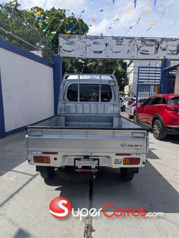 2021 Daihatsu Hijet — foto 9 / 12