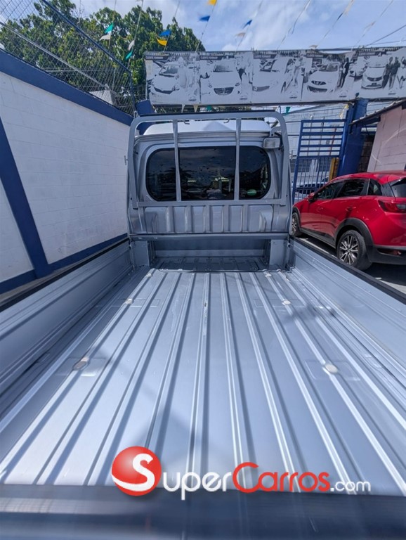 2021 Daihatsu Hijet — foto 11 / 12