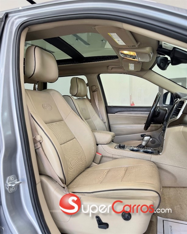 2017 Jeep Grand Cherokee Overland — foto 4 / 11