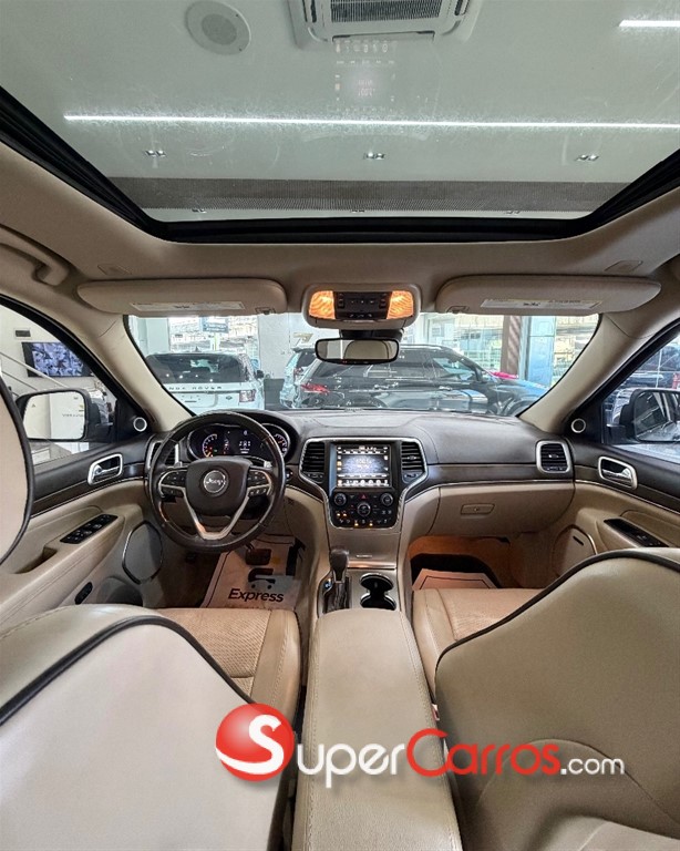 2017 Jeep Grand Cherokee Overland — foto 10 / 11