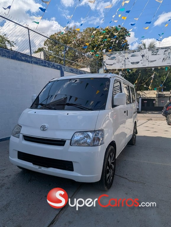 2015 Toyota Town-Ace — foto 3 / 9