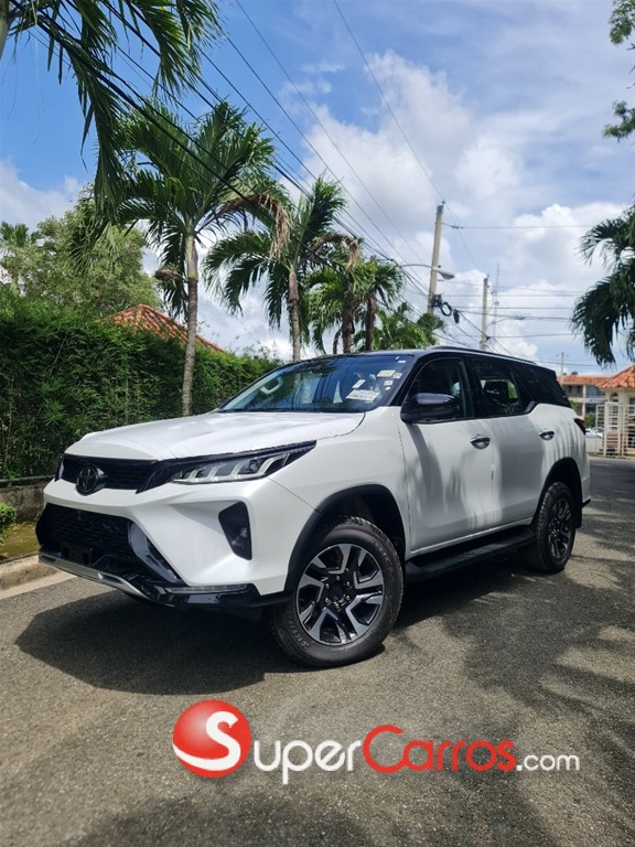 2025 Toyota Fortuner DIAMOND